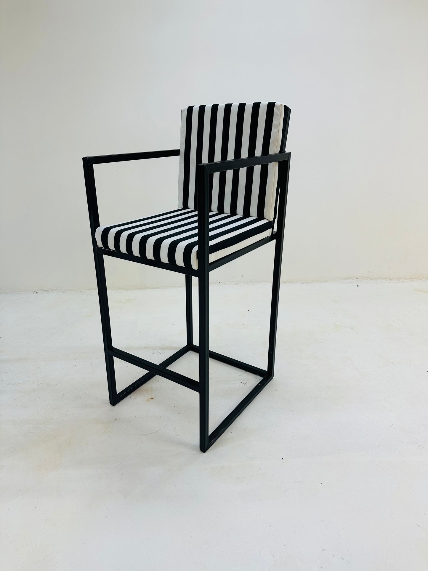 The Lustra Bar stool