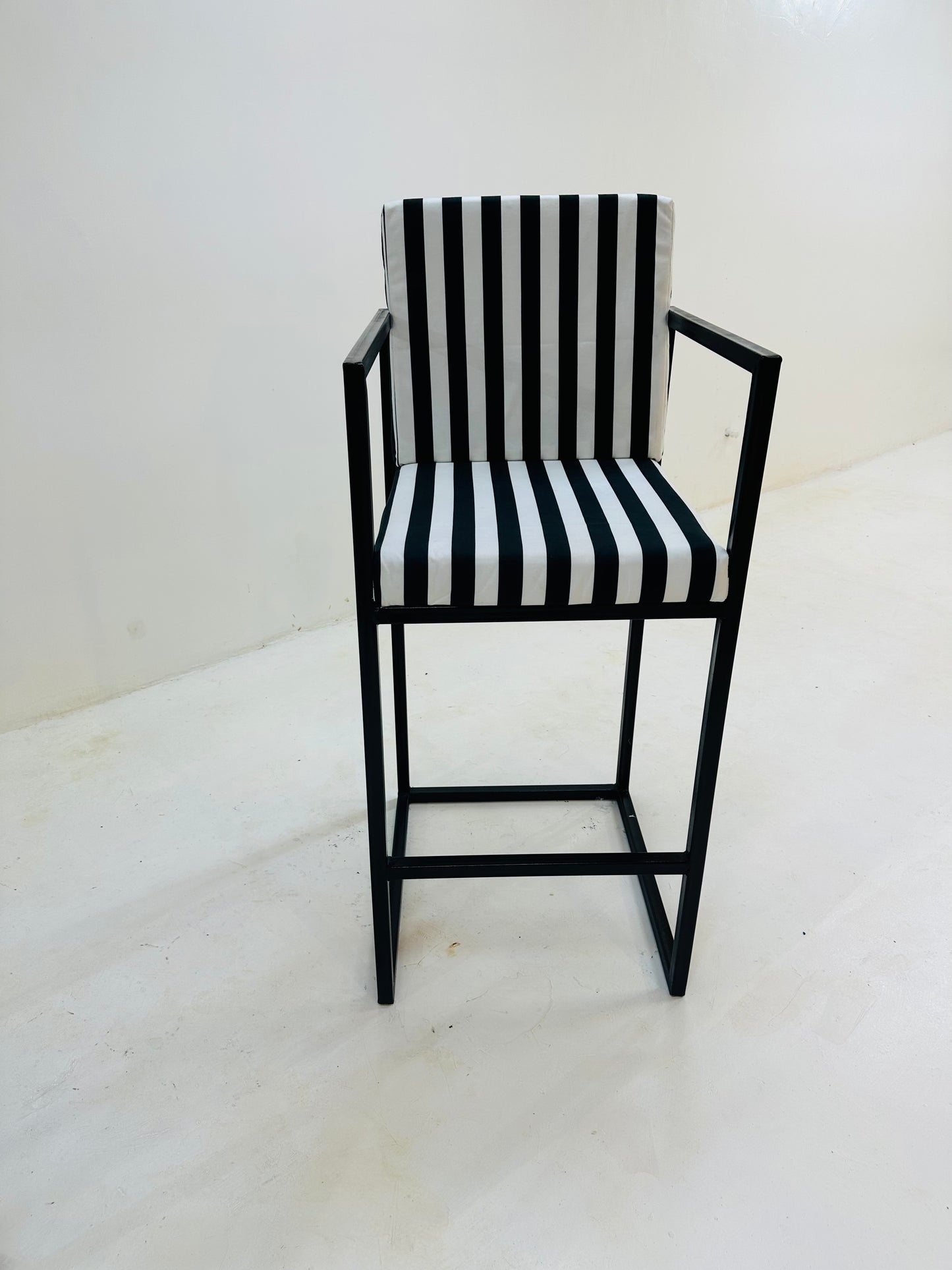 The Lustra Bar stool
