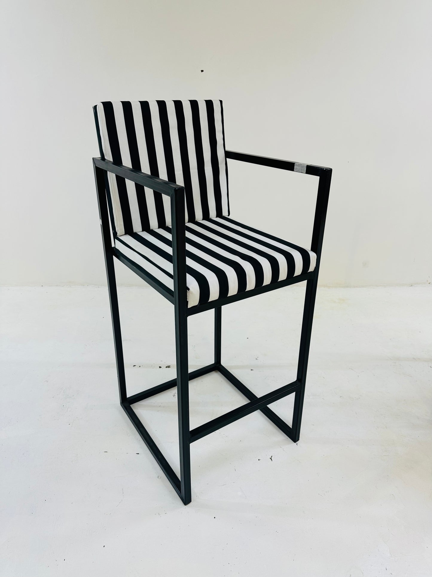 The Lustra Bar stool