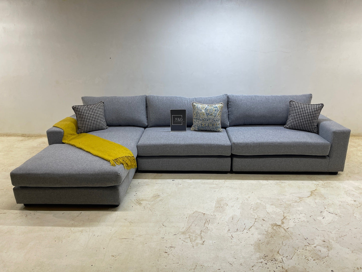 The Aeris Sectional Sofa - Furniture & Garden