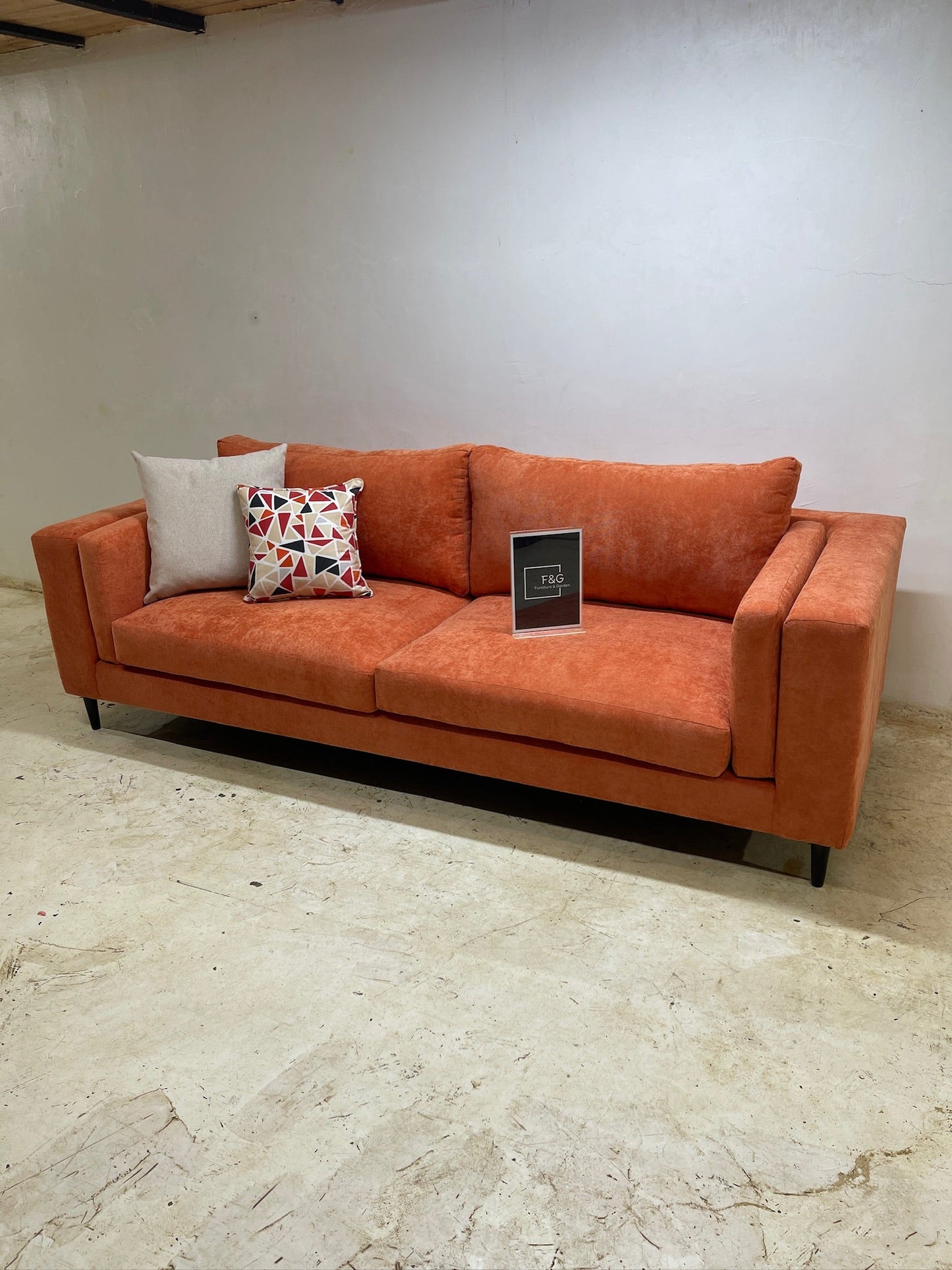 The Elara Sofa - Furniture & Garden
