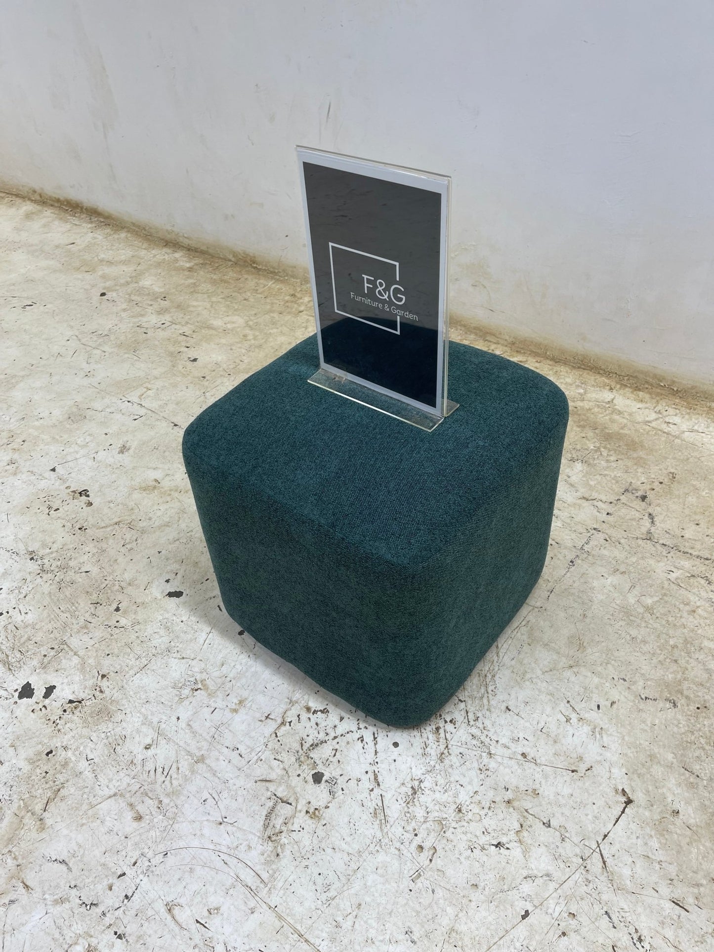 The Ellian Ottoman - Furniture & Garden