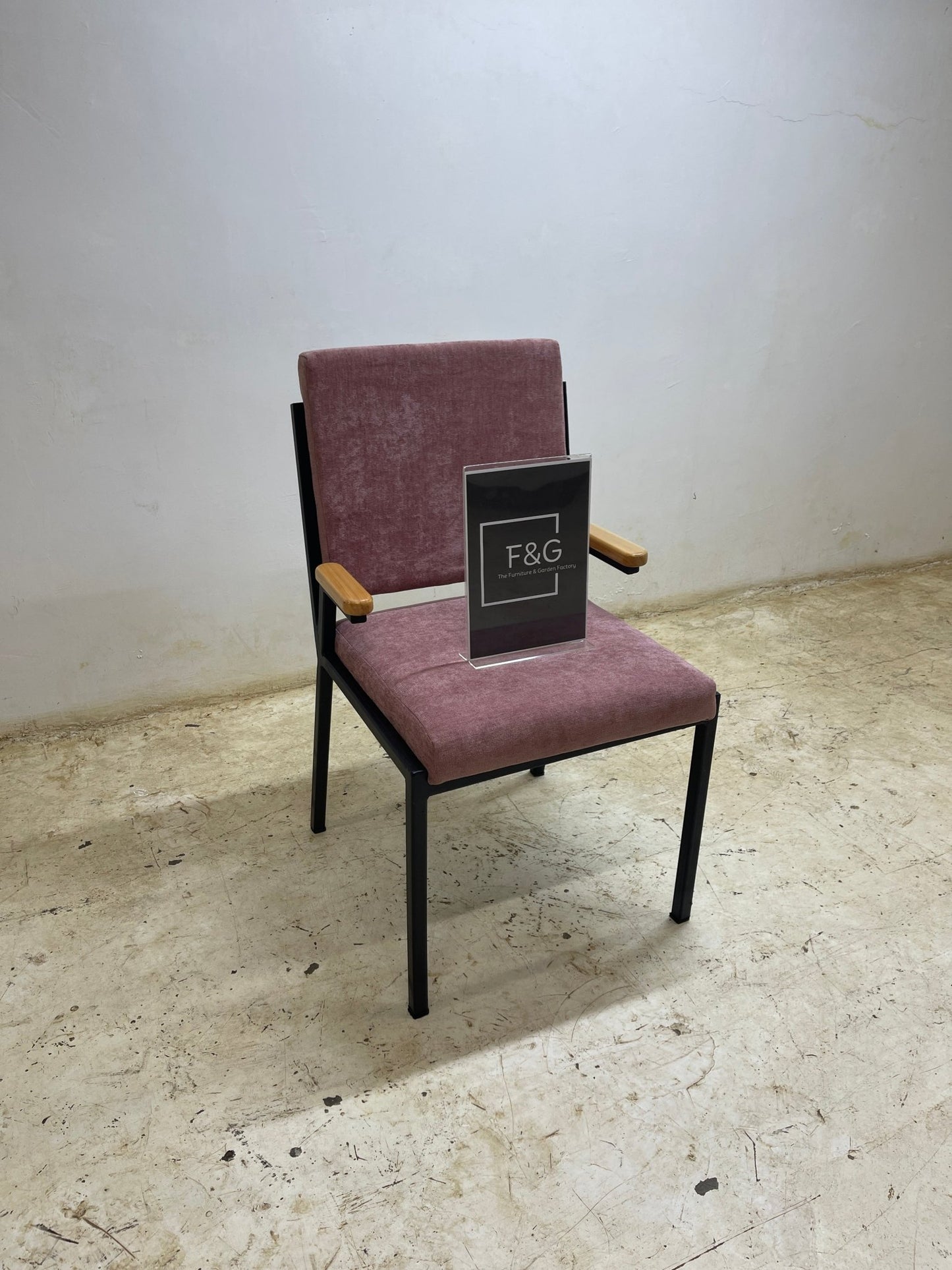 The Elsa Chair - Furniture & Garden