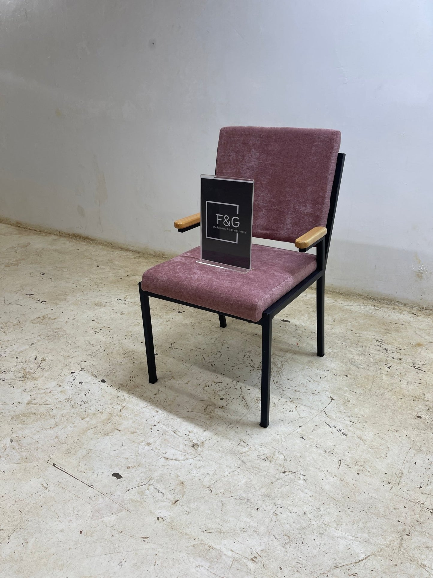 The Elsa Chair - Furniture & Garden
