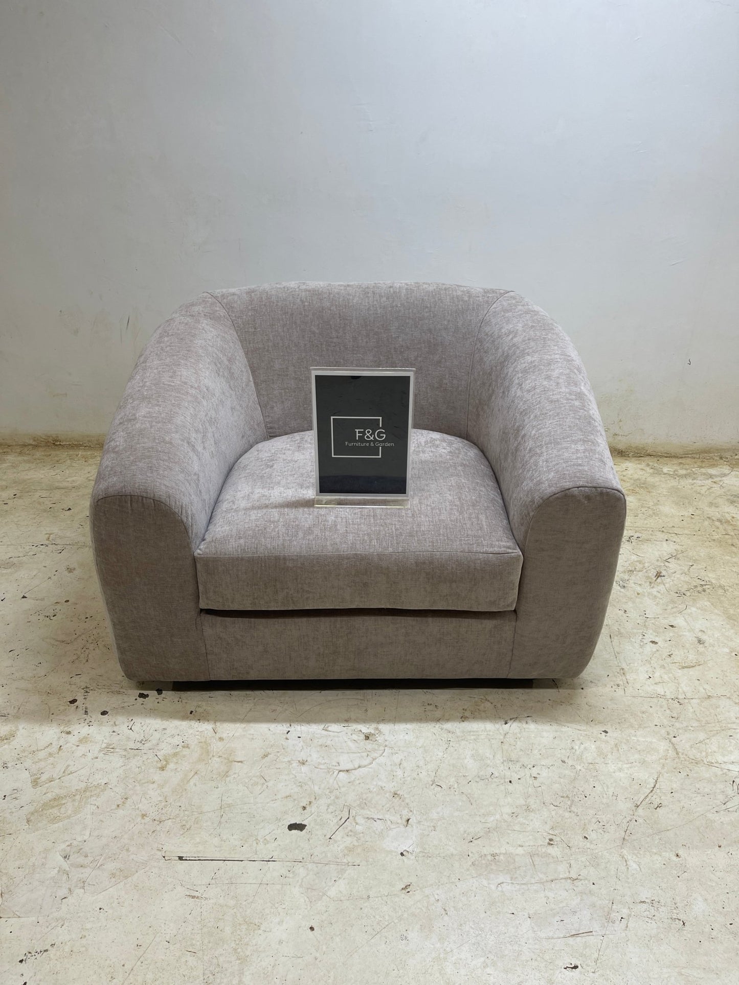 The Fiona Sofa - Furniture & Garden