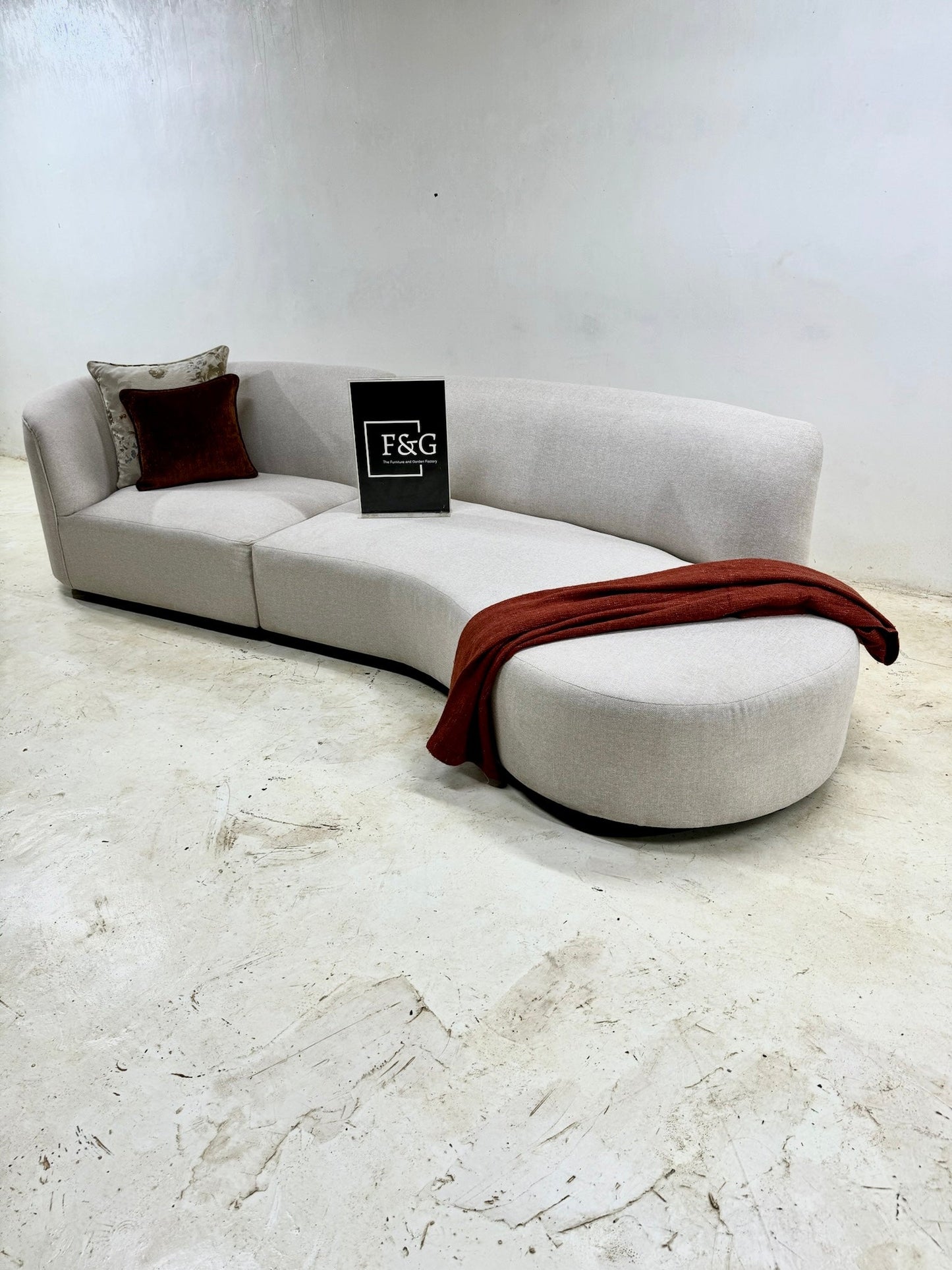 The Giovanni Sectional Sofa - Furniture & Garden