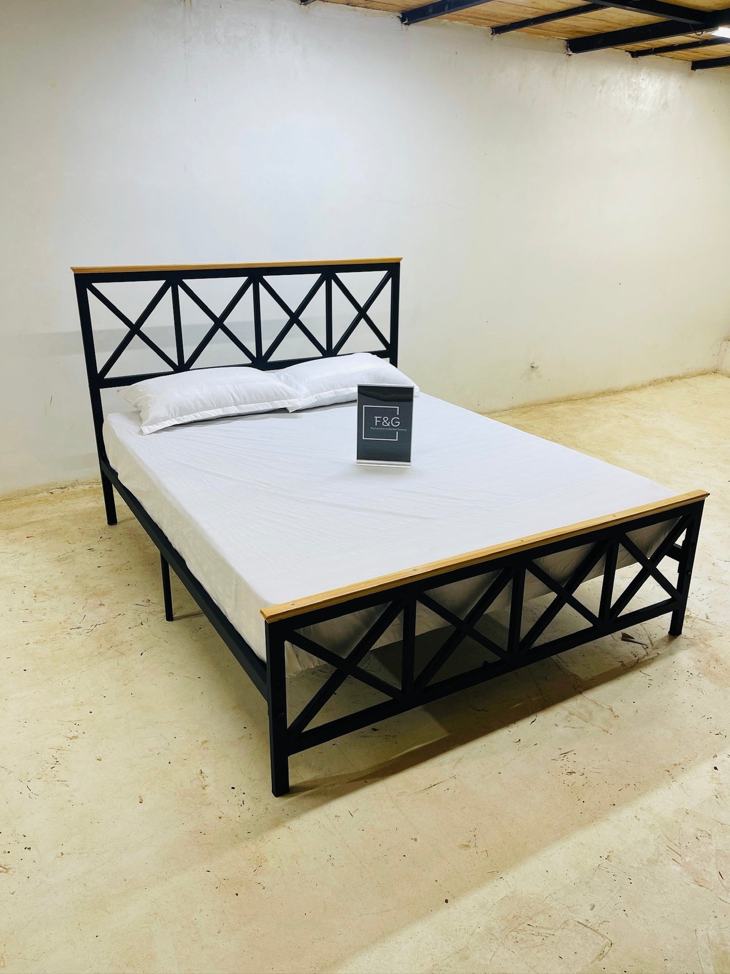 The Imperia Bed - Furniture & Garden