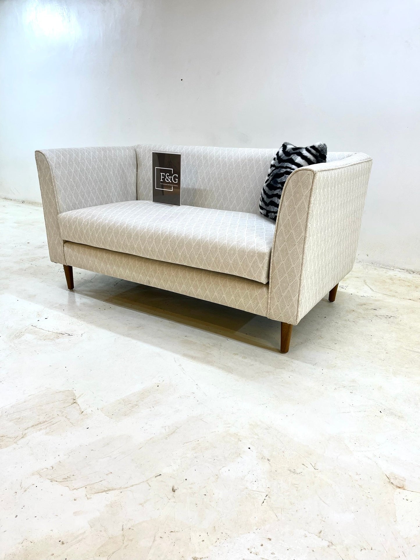 The Leana Couch - Furniture & Garden