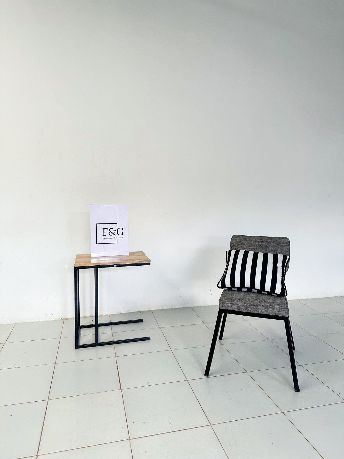The Lily Chair - Furniture & Garden