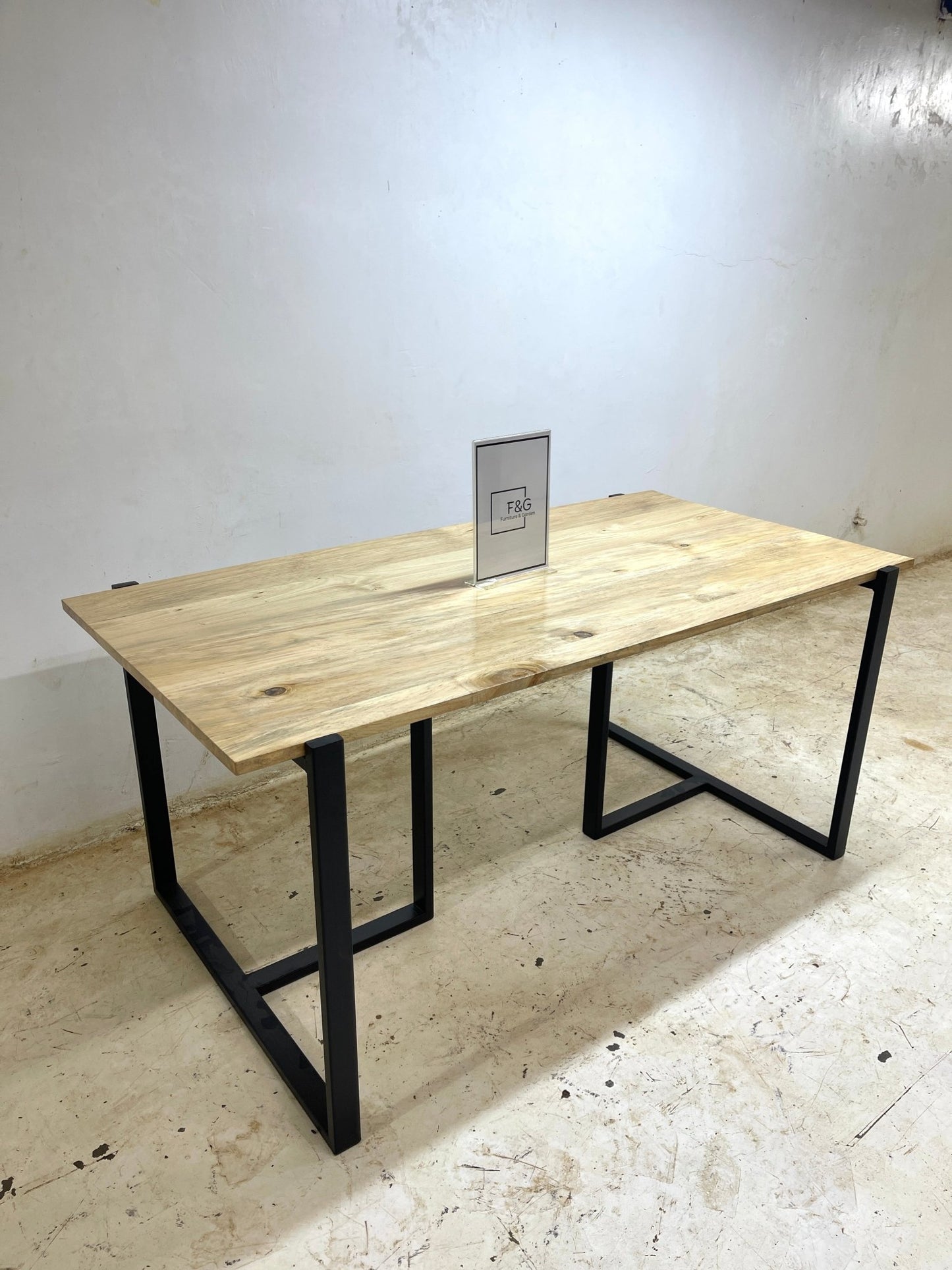 The Lily Dining Table - Furniture & Garden