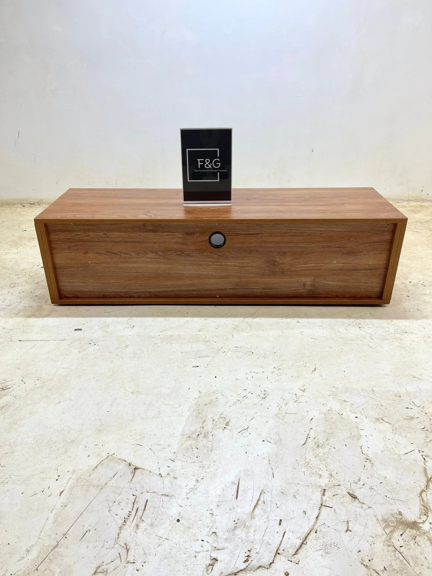 The Ornyx Tv Stand - Furniture & Garden