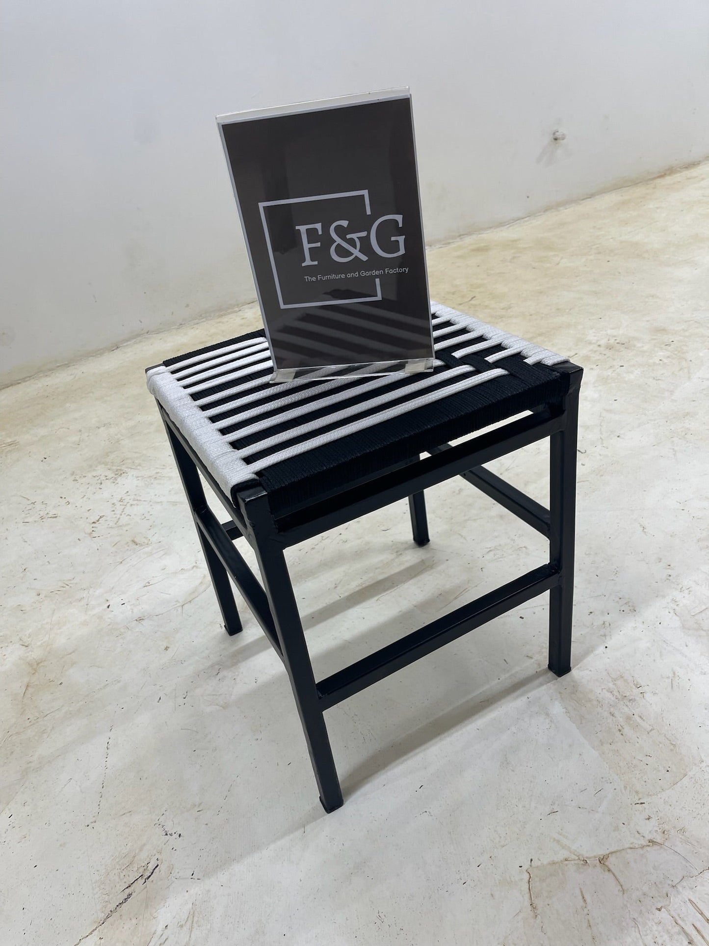 The Paracord stool - Furniture & Garden