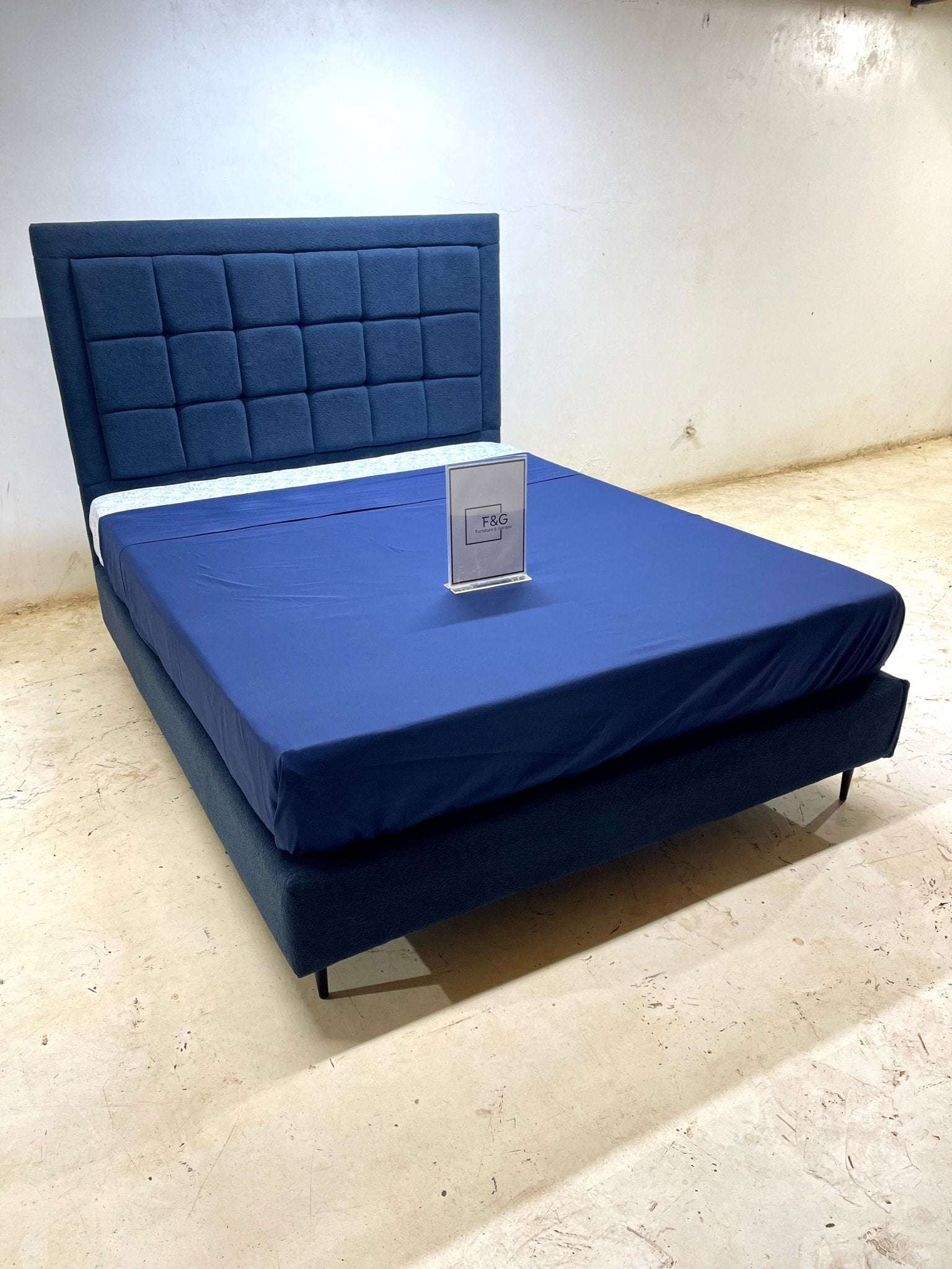 The Scarlet Haven Bed - Furniture & Garden