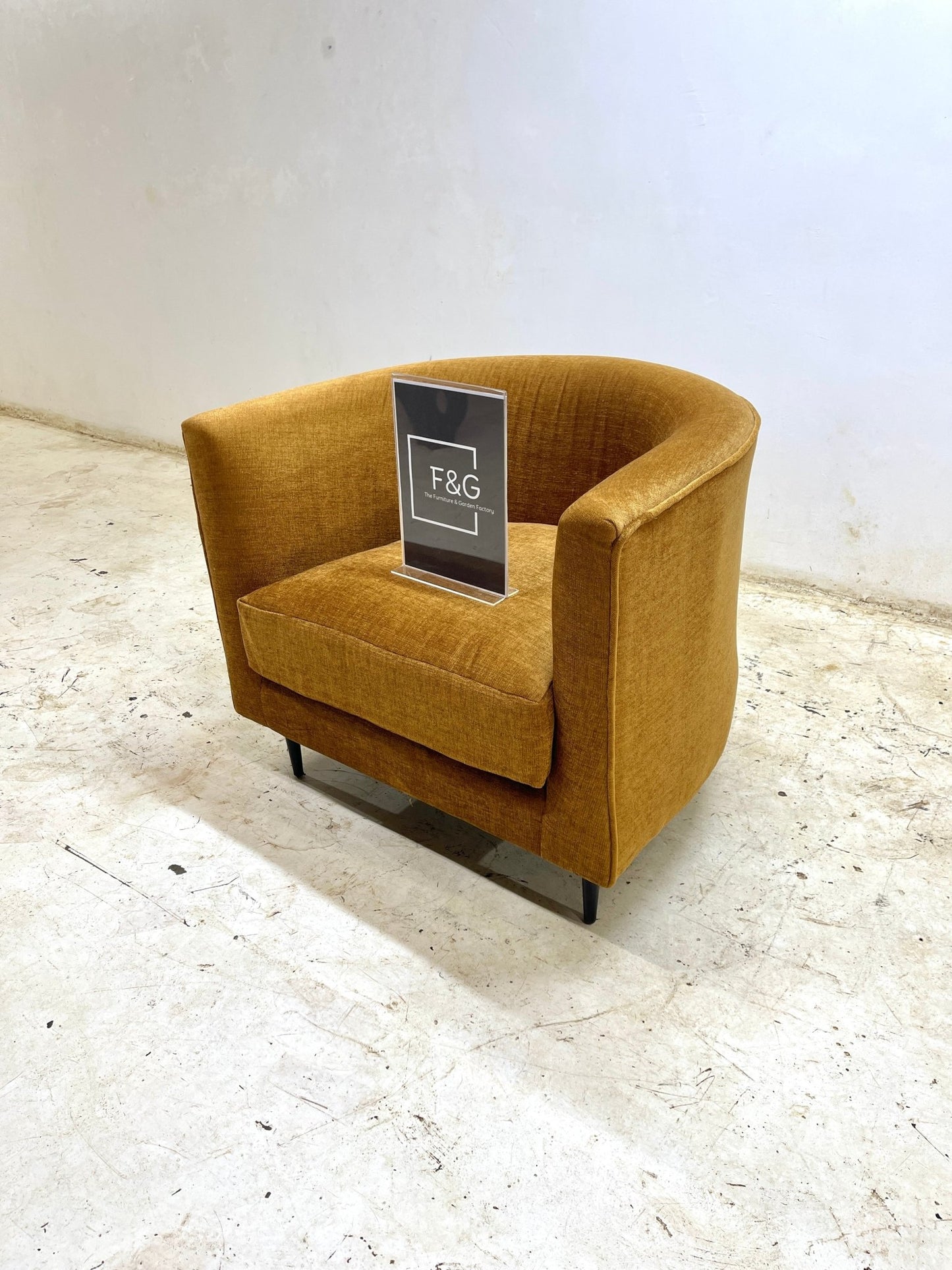 The Unity Arm Chair - Furniture & Garden
