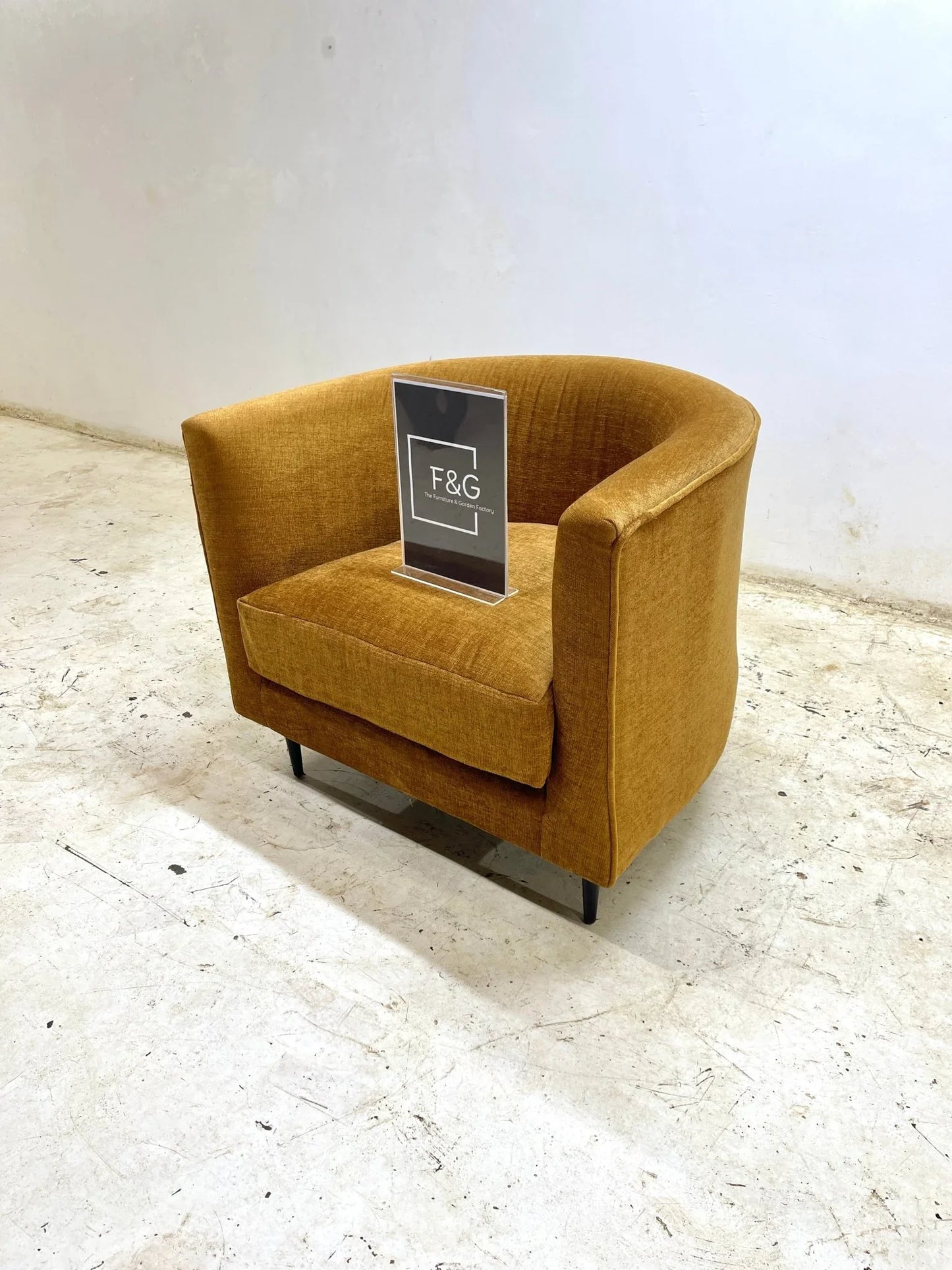 The Unity Arm Chair - Furniture & Garden