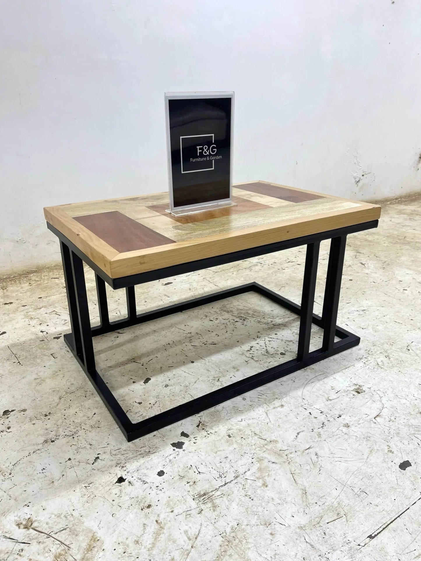 The Valdur Coffee Table - Furniture & Garden
