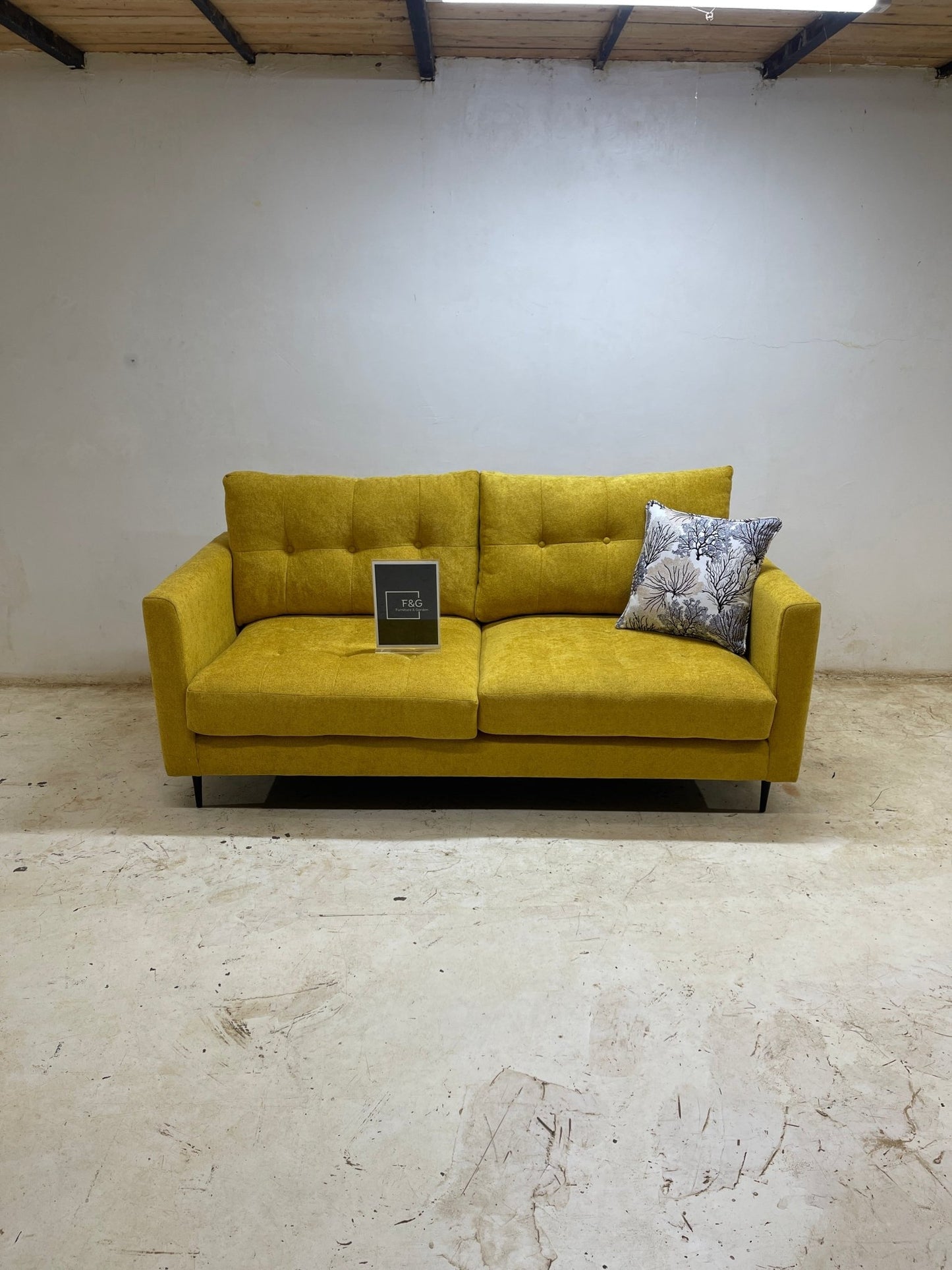 The Verona Sofa - Furniture & Garden