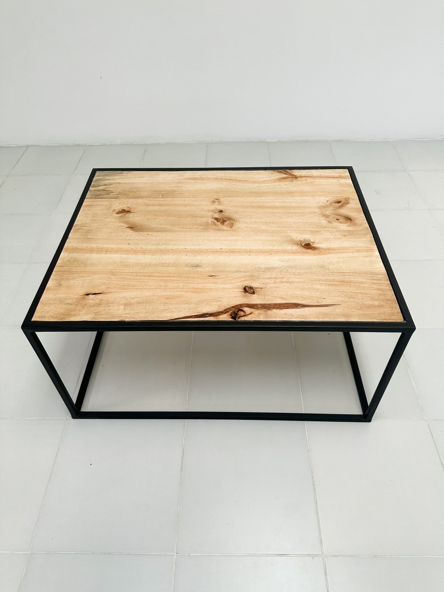 The Pine Coffee table - Furniture & Garden