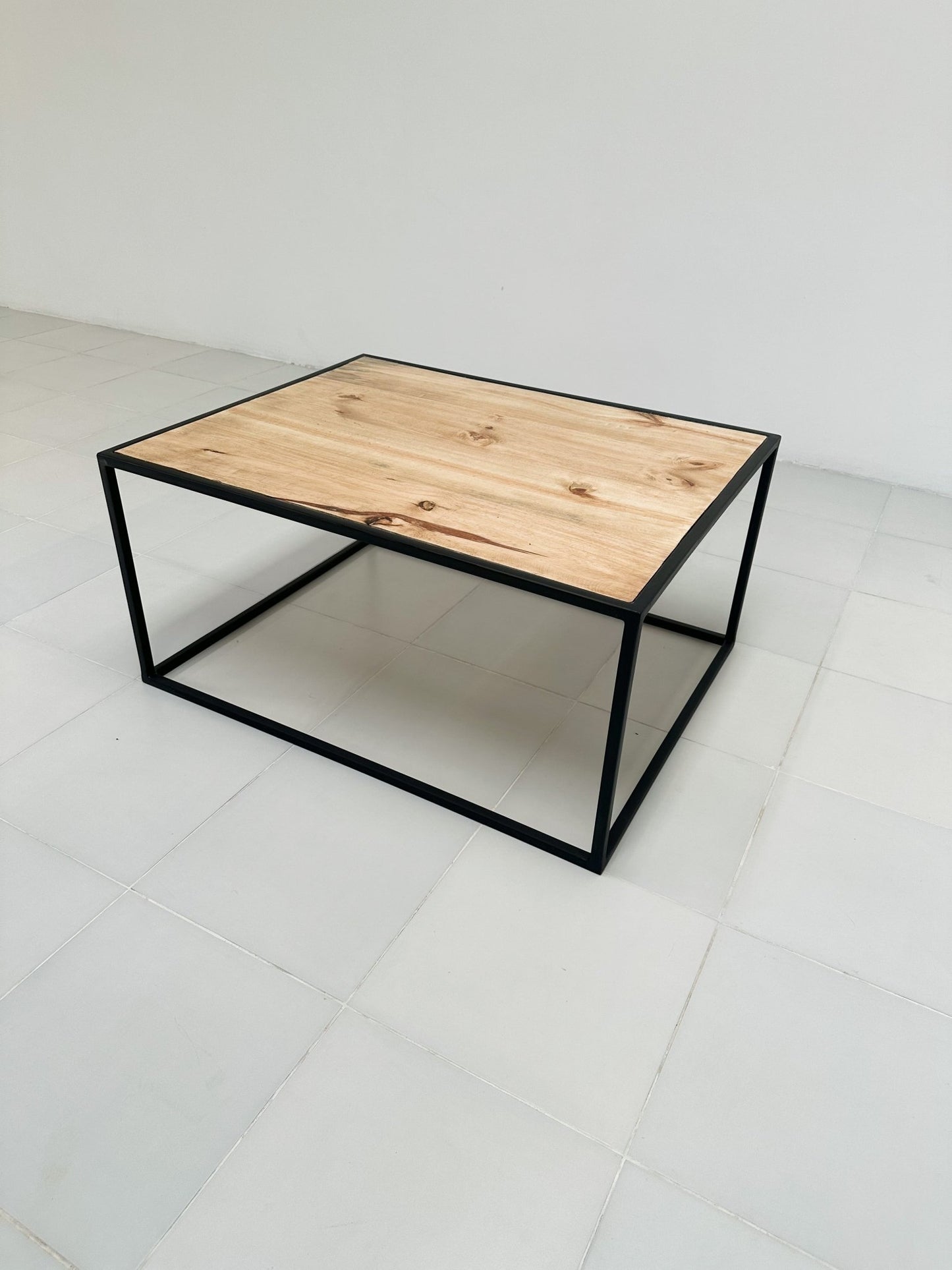 The Pine Coffee table - Furniture & Garden
