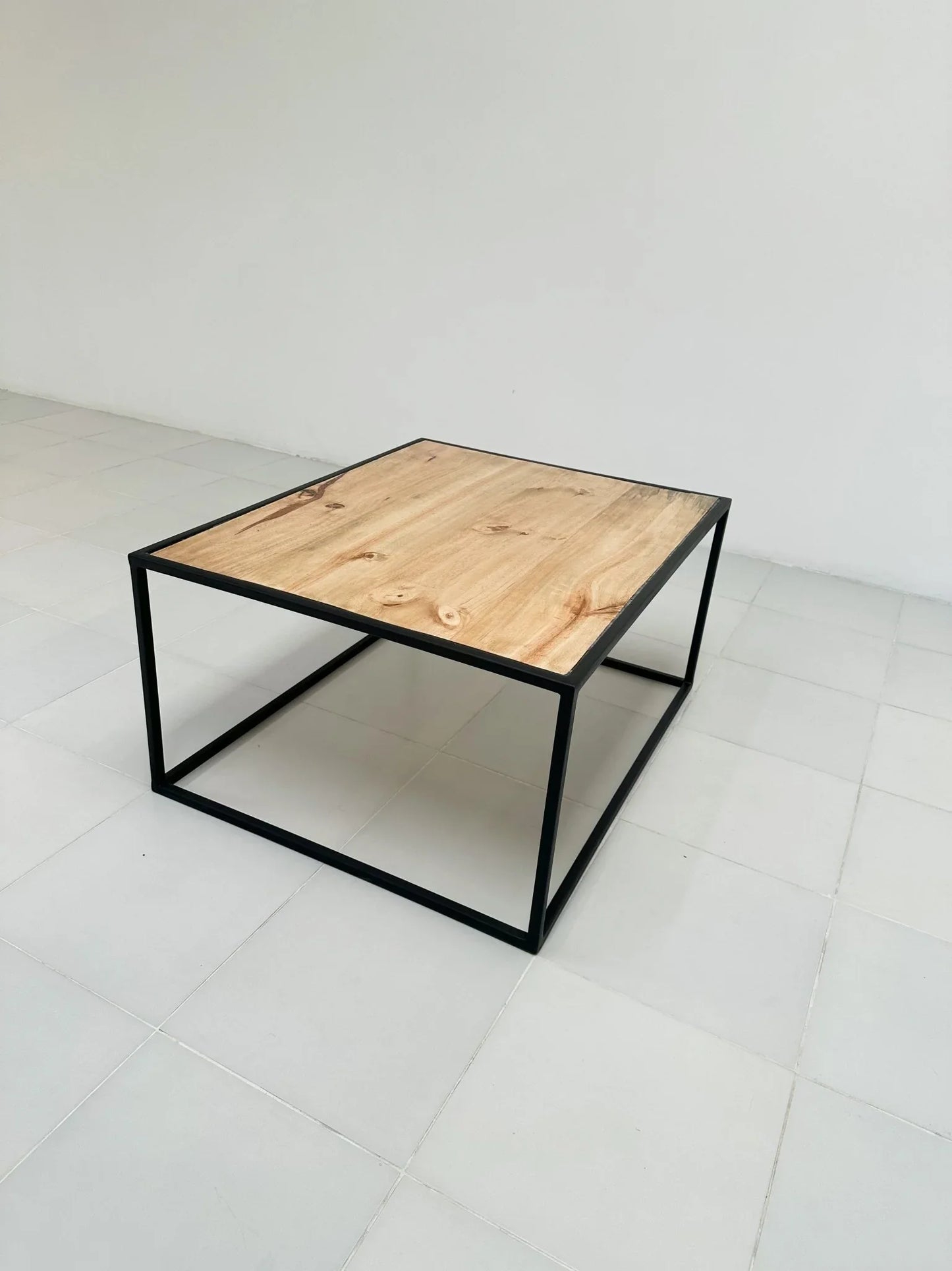 The Pine Coffee table - Furniture & Garden