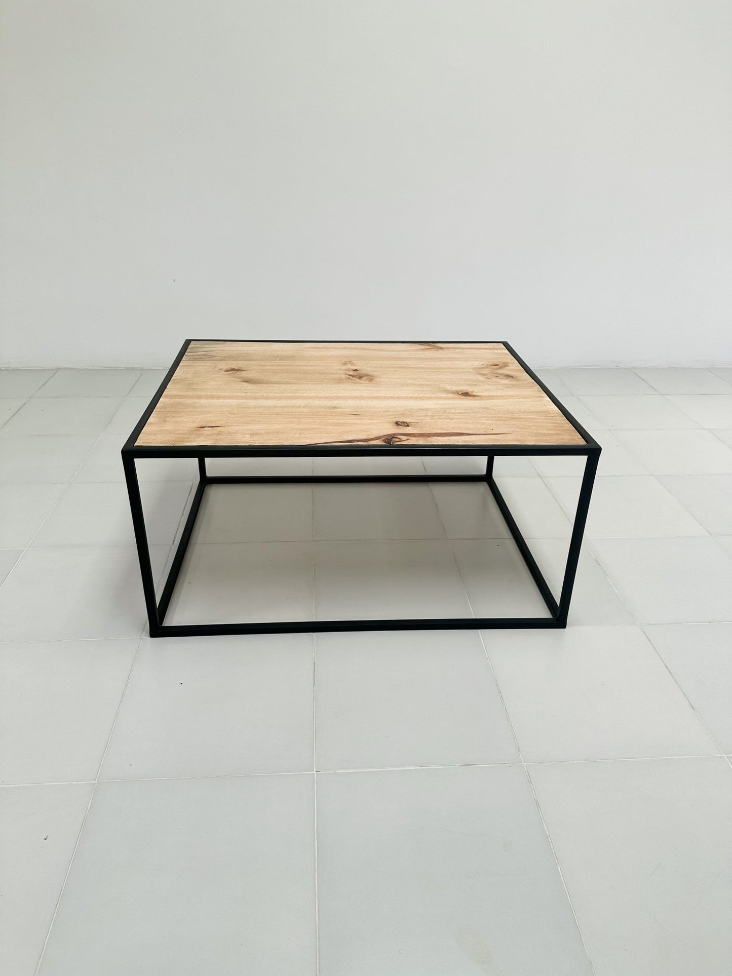 The Pine Coffee table - Furniture & Garden