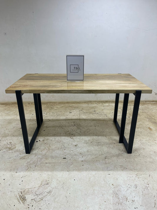 Bastion of Success - Furniture & Garden