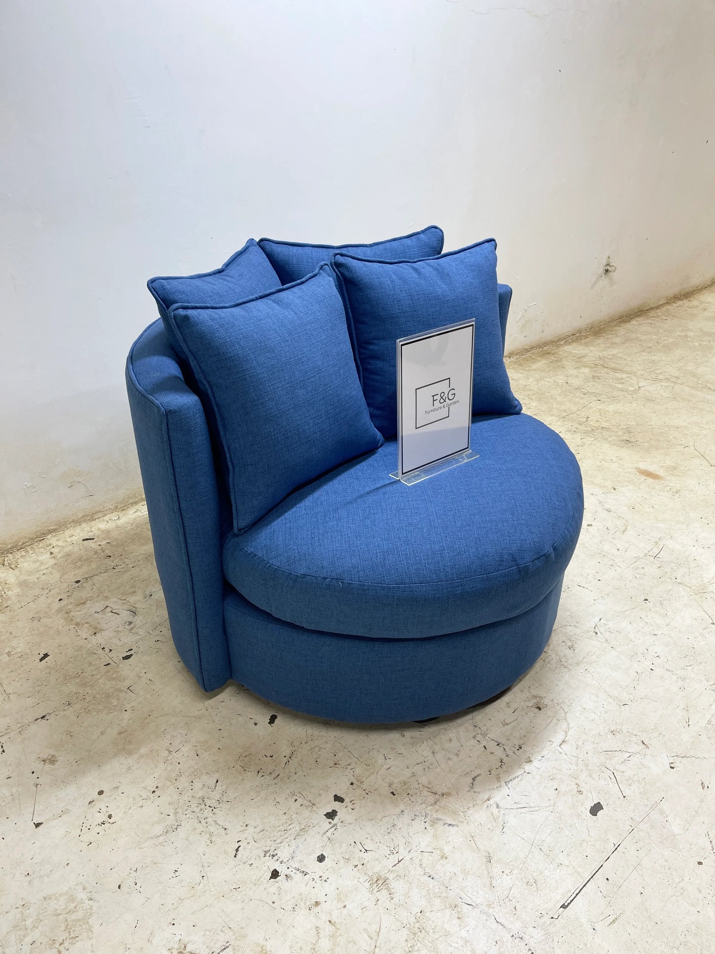 The Gibbous Armchair