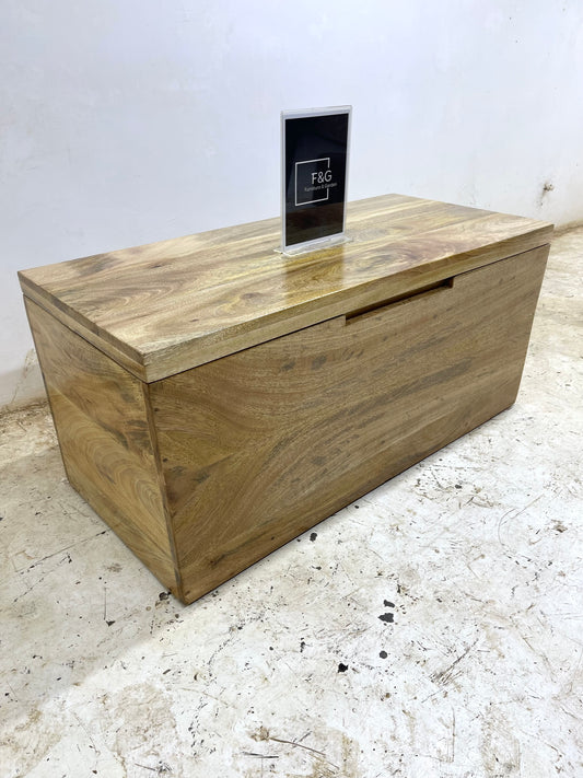 The Kura chest Console