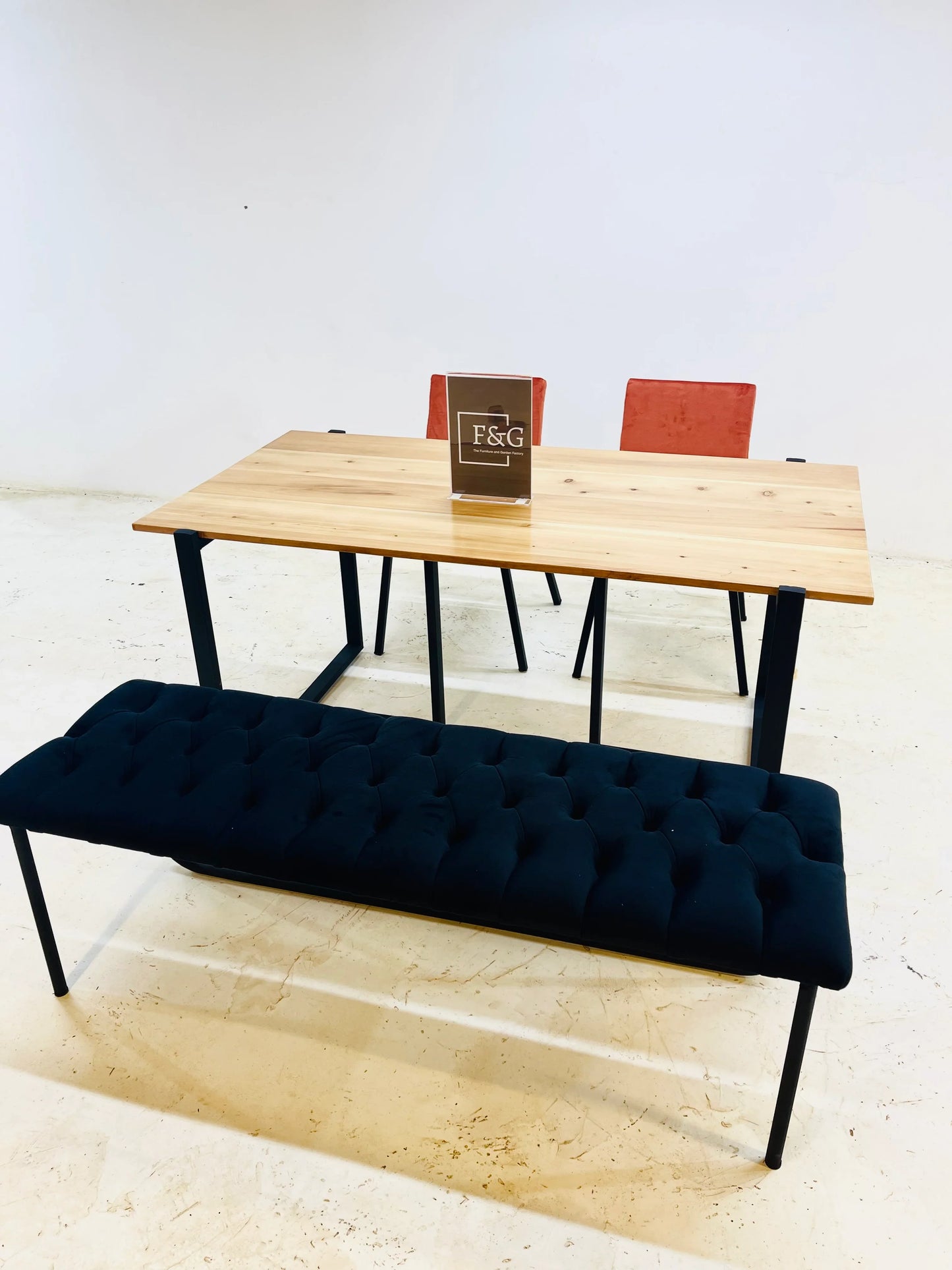 The Lily Dining Table