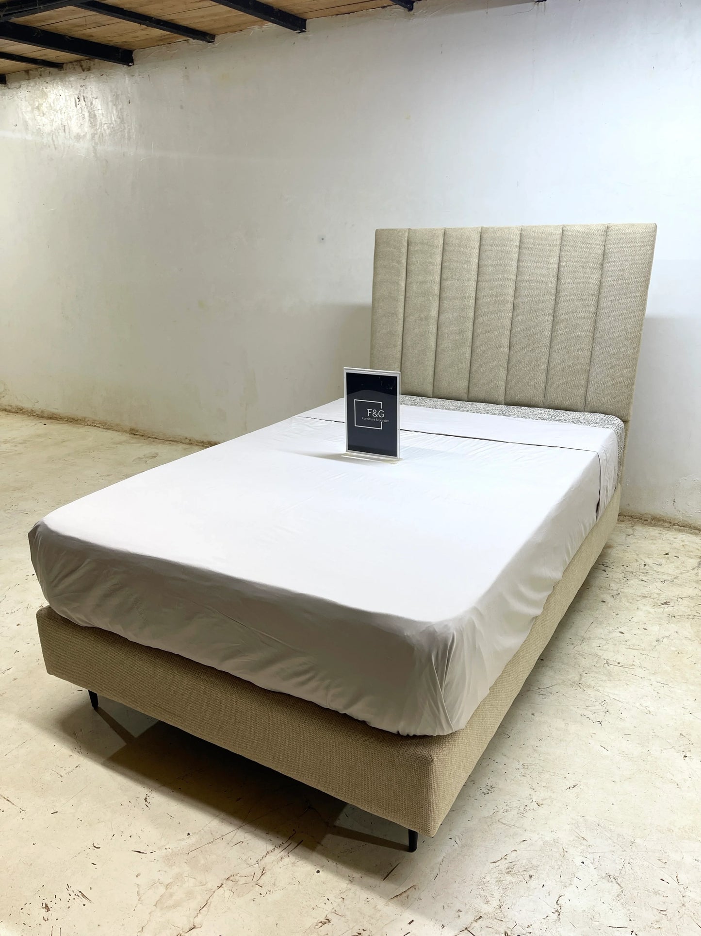 The Lyra Bed