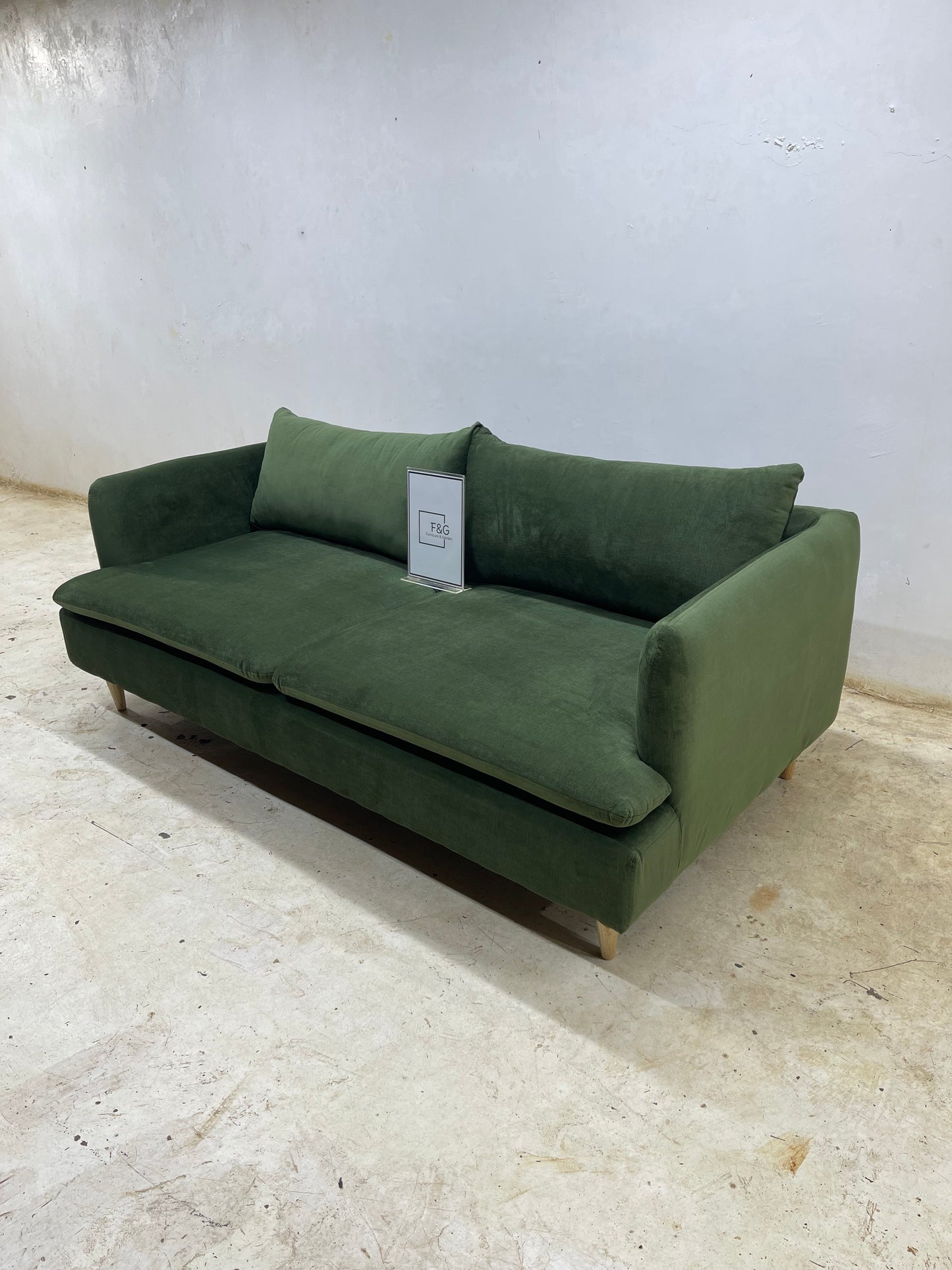 The Lamuria Sofa