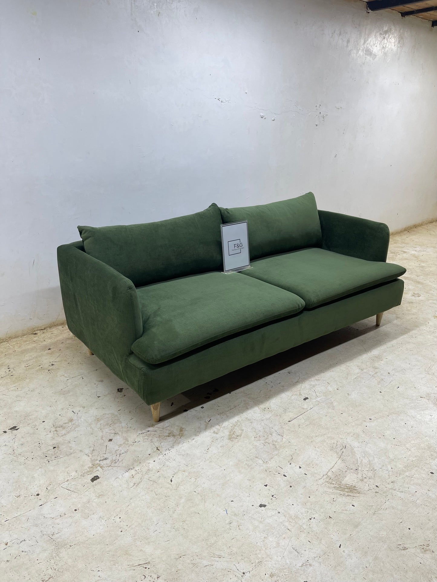 The Lamuria Sofa