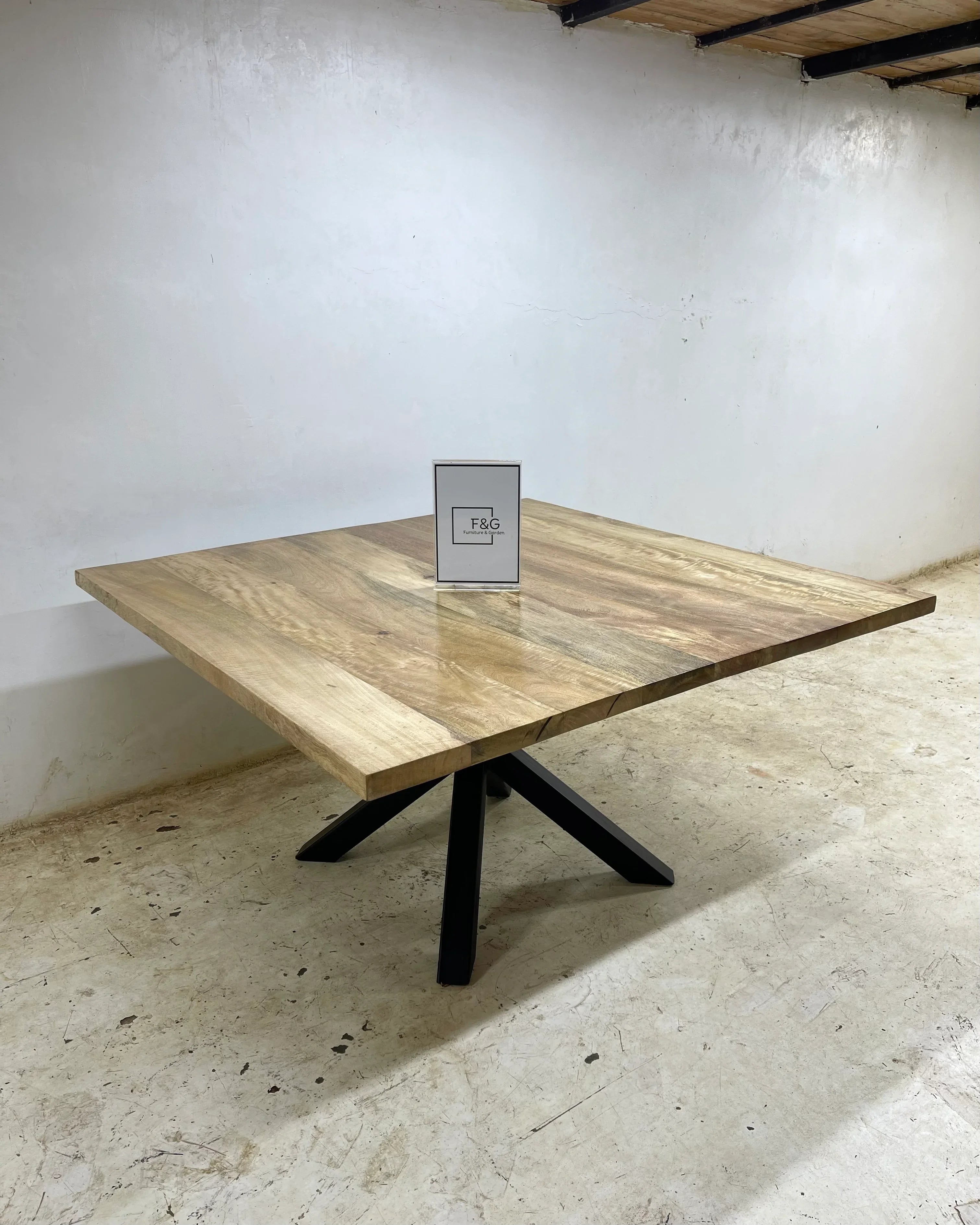 The Mraba Dining Table. – Furniture & Garden