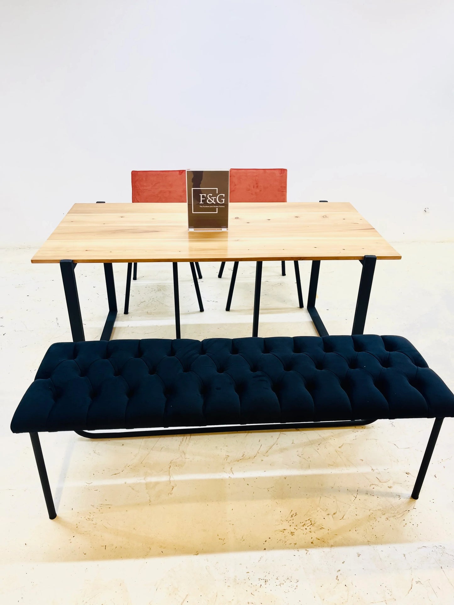 The Lily Dining Table