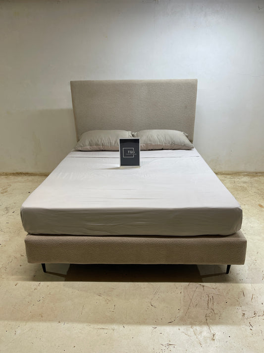 The Liora Bed