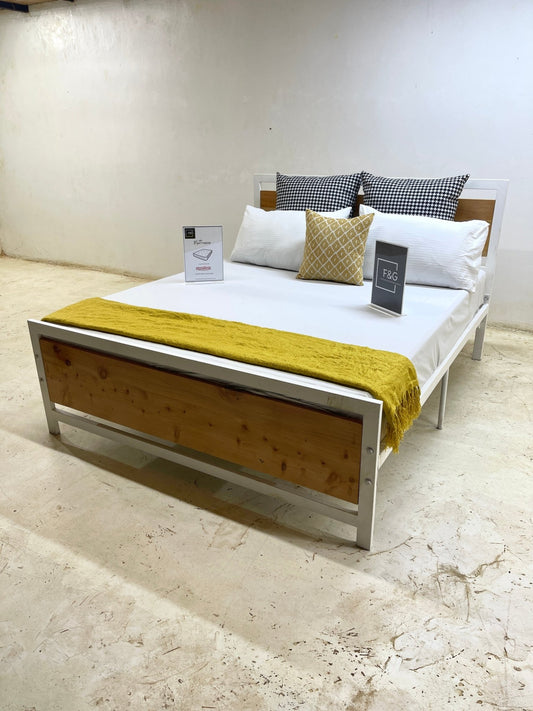 The Aurora Bed - Furniture & Garden