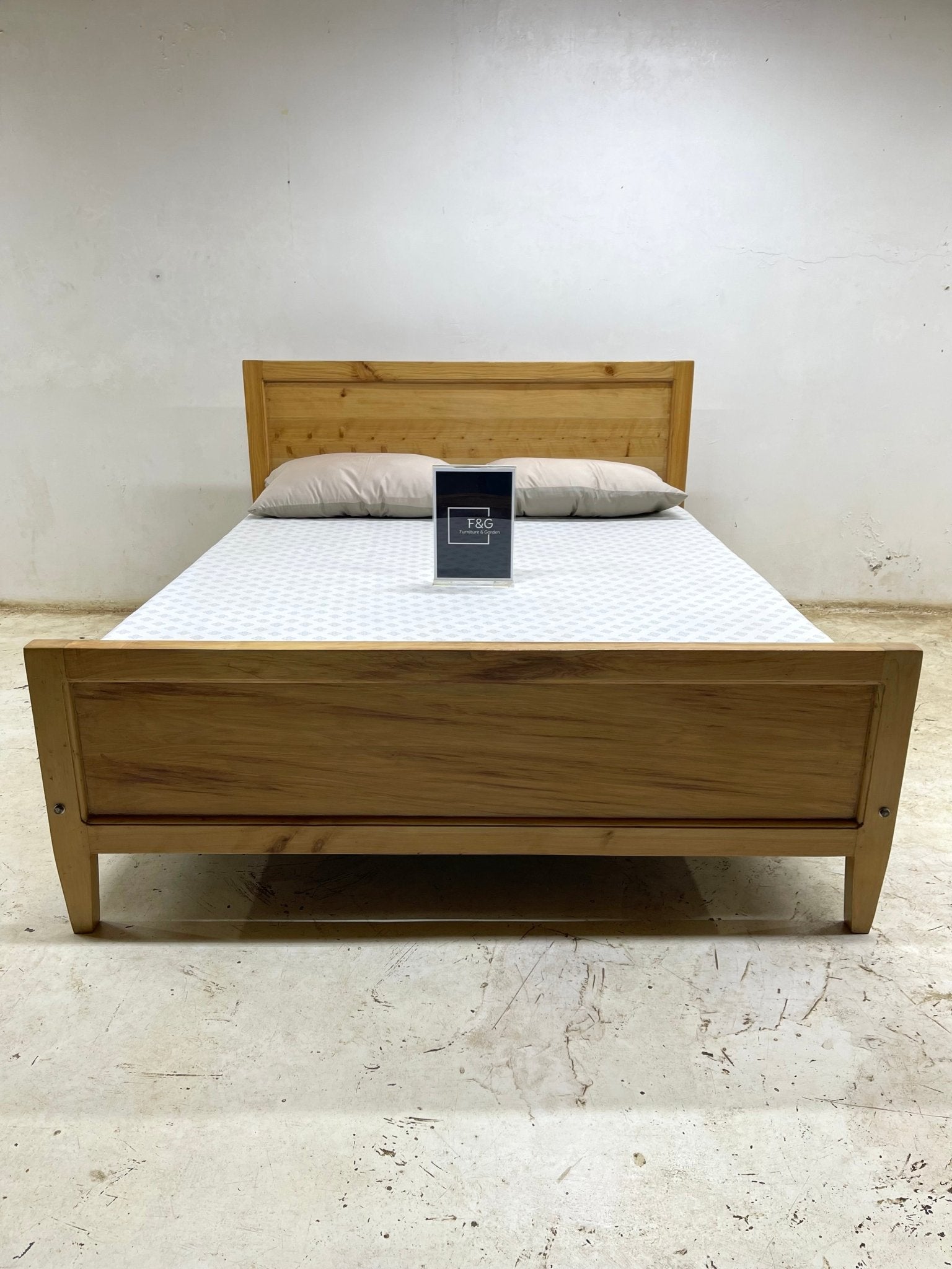 The Celestia Bed - Furniture & Garden