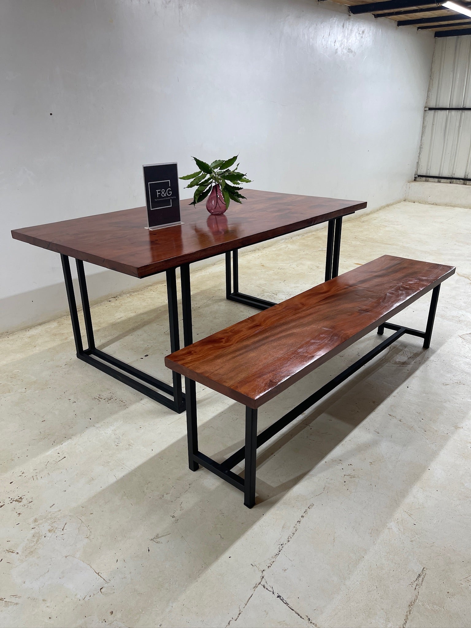 The Elba Dining Table - Furniture & Garden