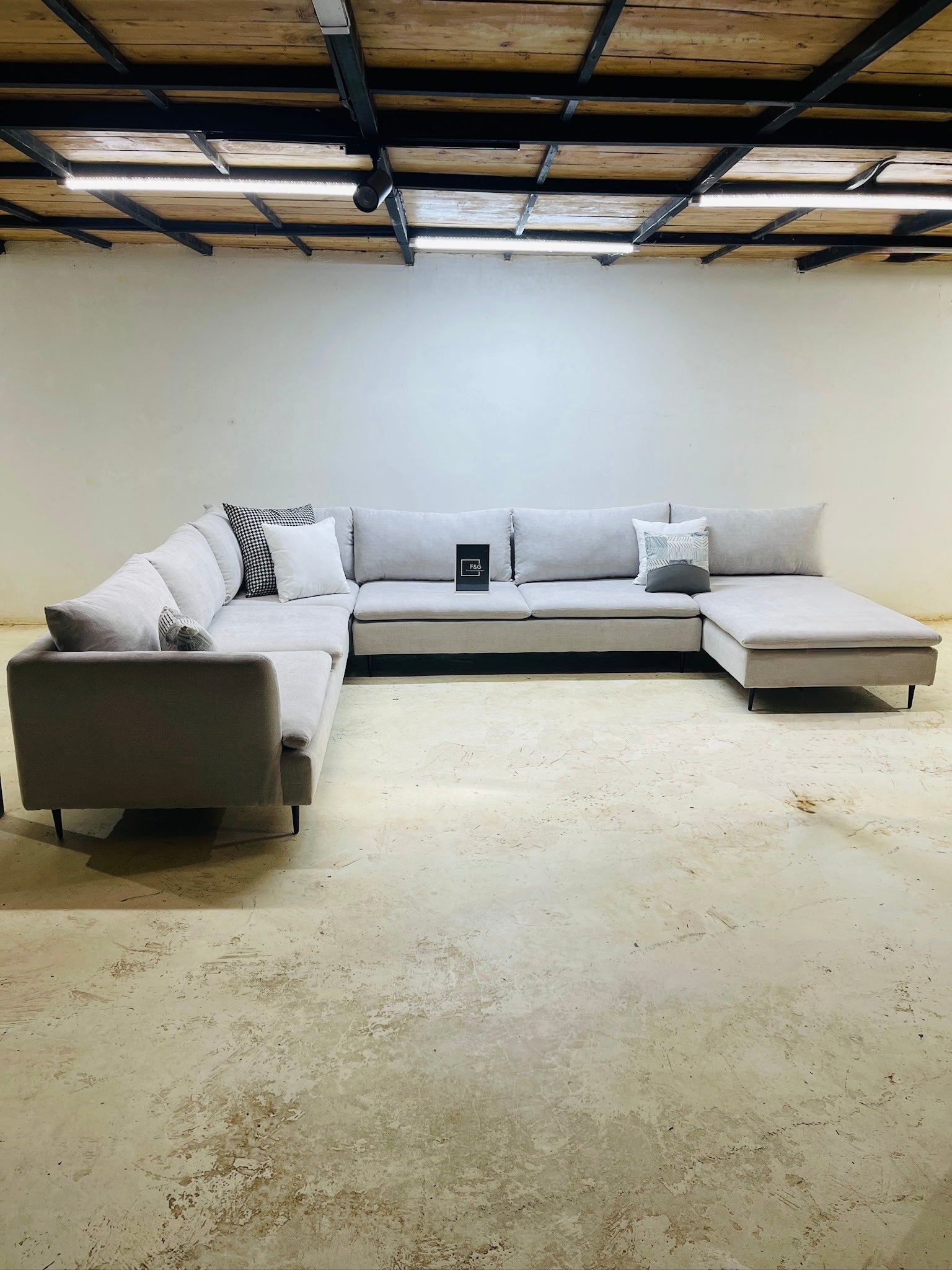 The Jabari Sectional Sofa - Furniture & Garden