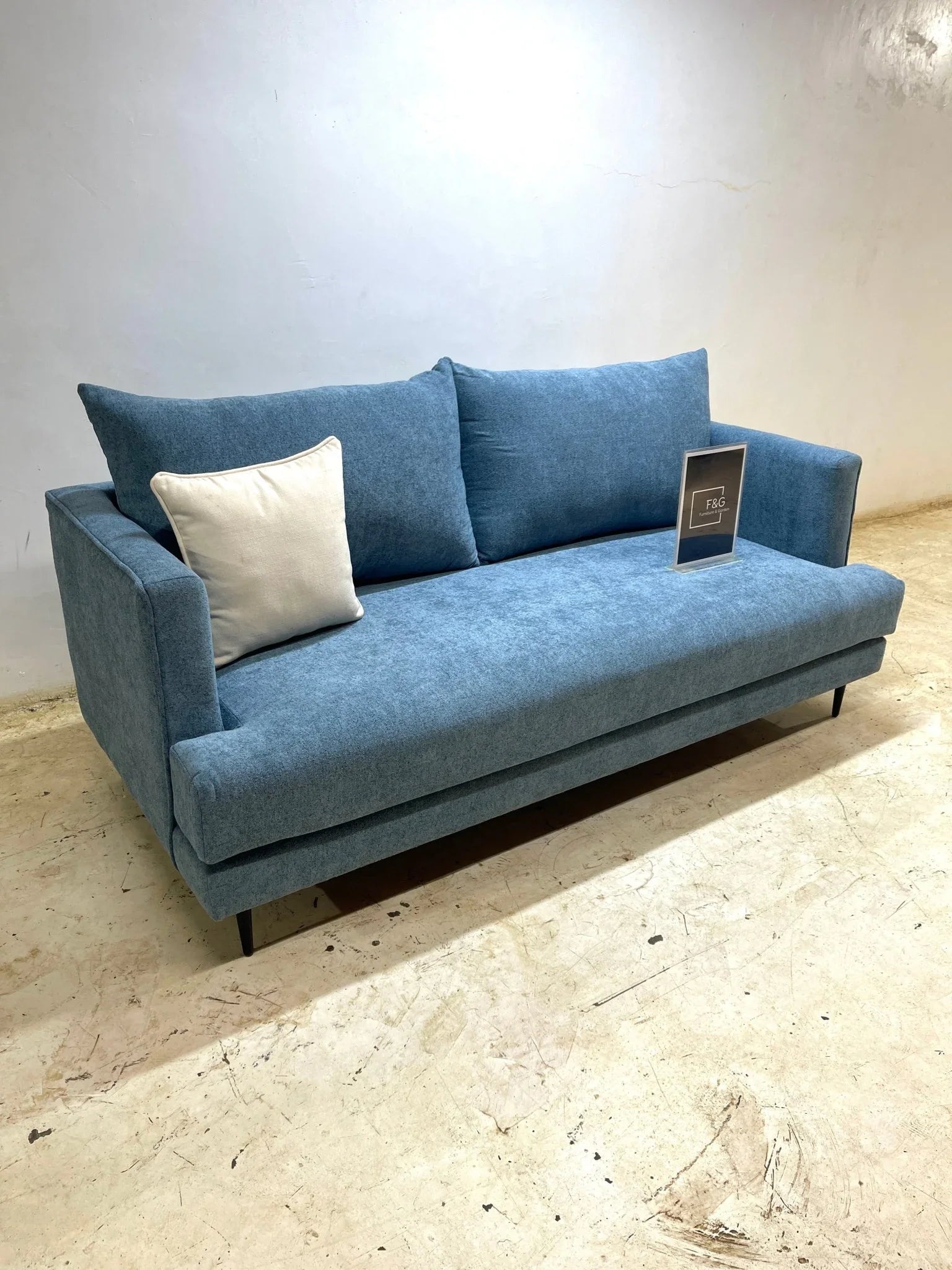 The Laroma Sofa - Furniture & Garden