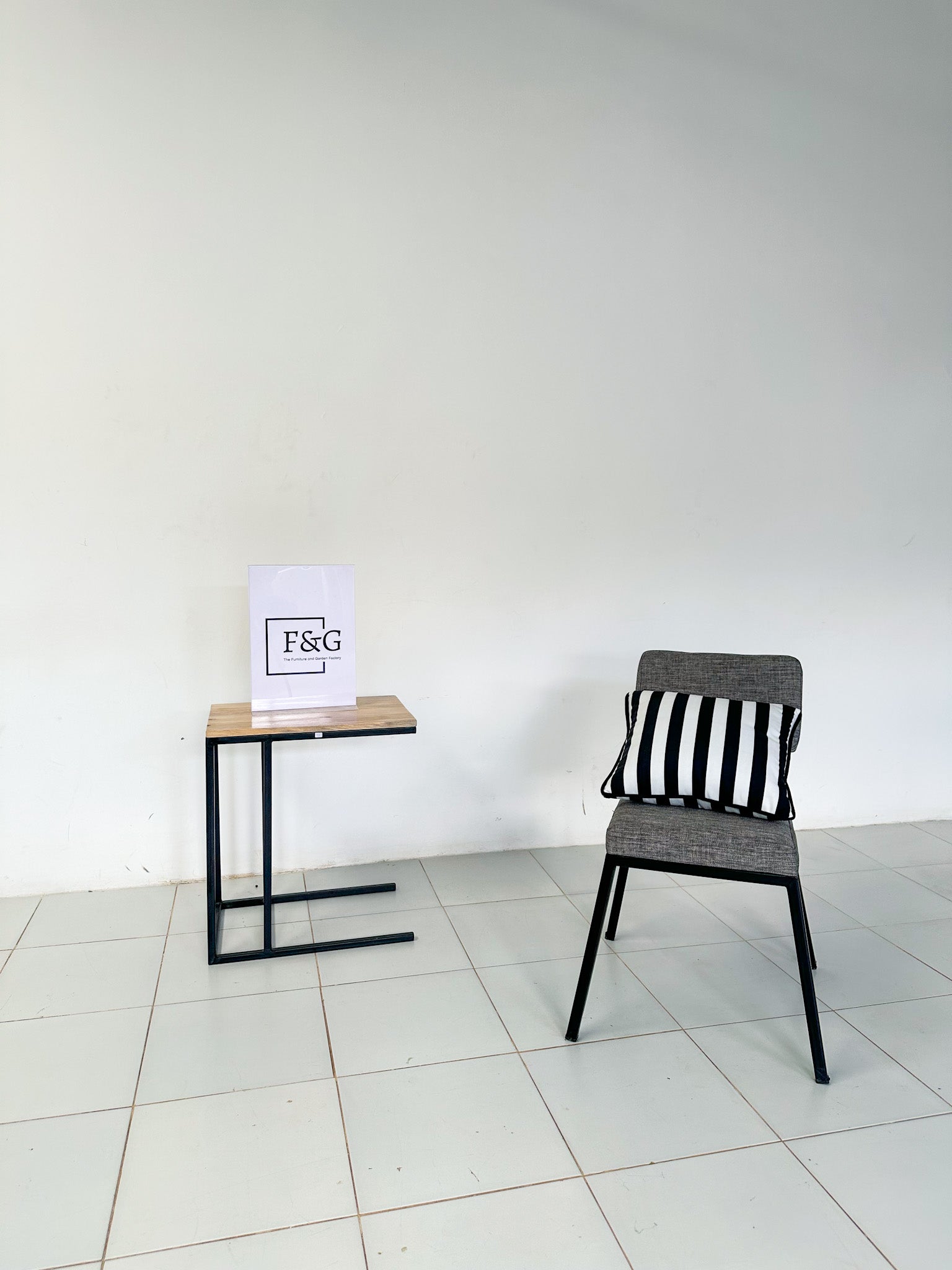 The Lily Chair - Furniture & Garden