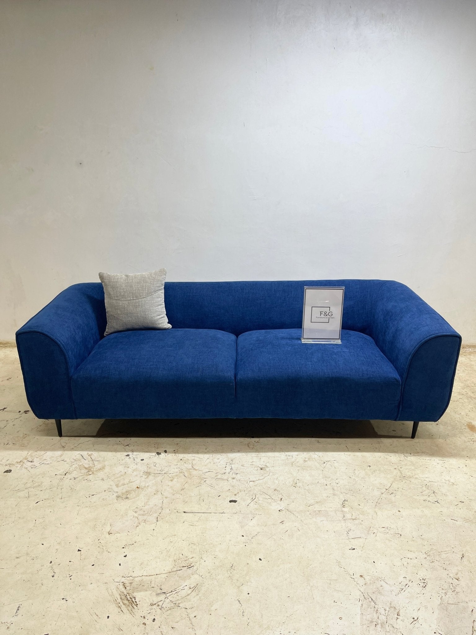 The Low Back Couch - Furniture & Garden