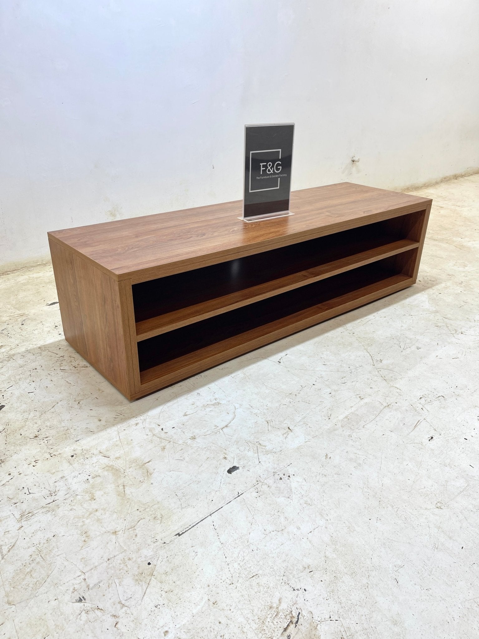 The Ornyx Tv Stand - Furniture & Garden