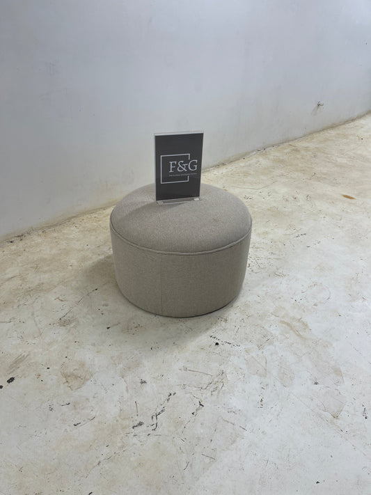 The Pod foot rest - Furniture & Garden