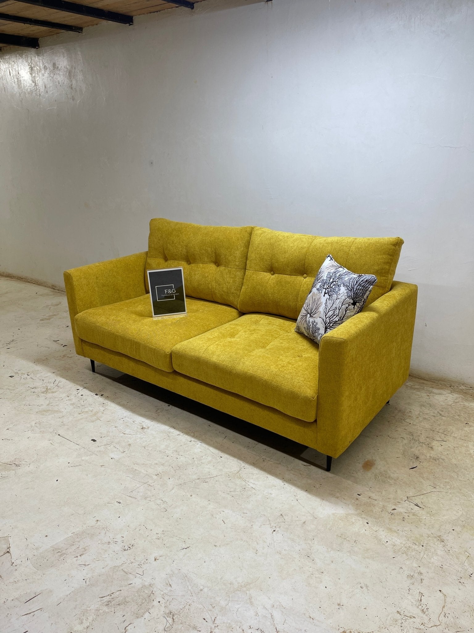 The Verona Sofa - Furniture & Garden