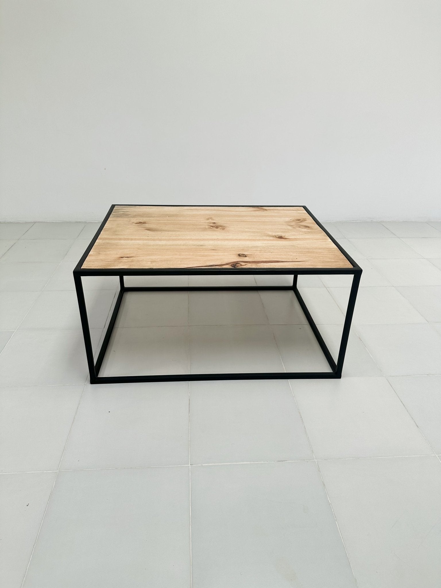 The Pine Coffee table - Furniture & Garden